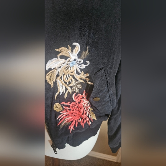 Johnny Was LA Vintage Silk Embroidered Bird Jacket Black Size Small - Picture 5 of 11